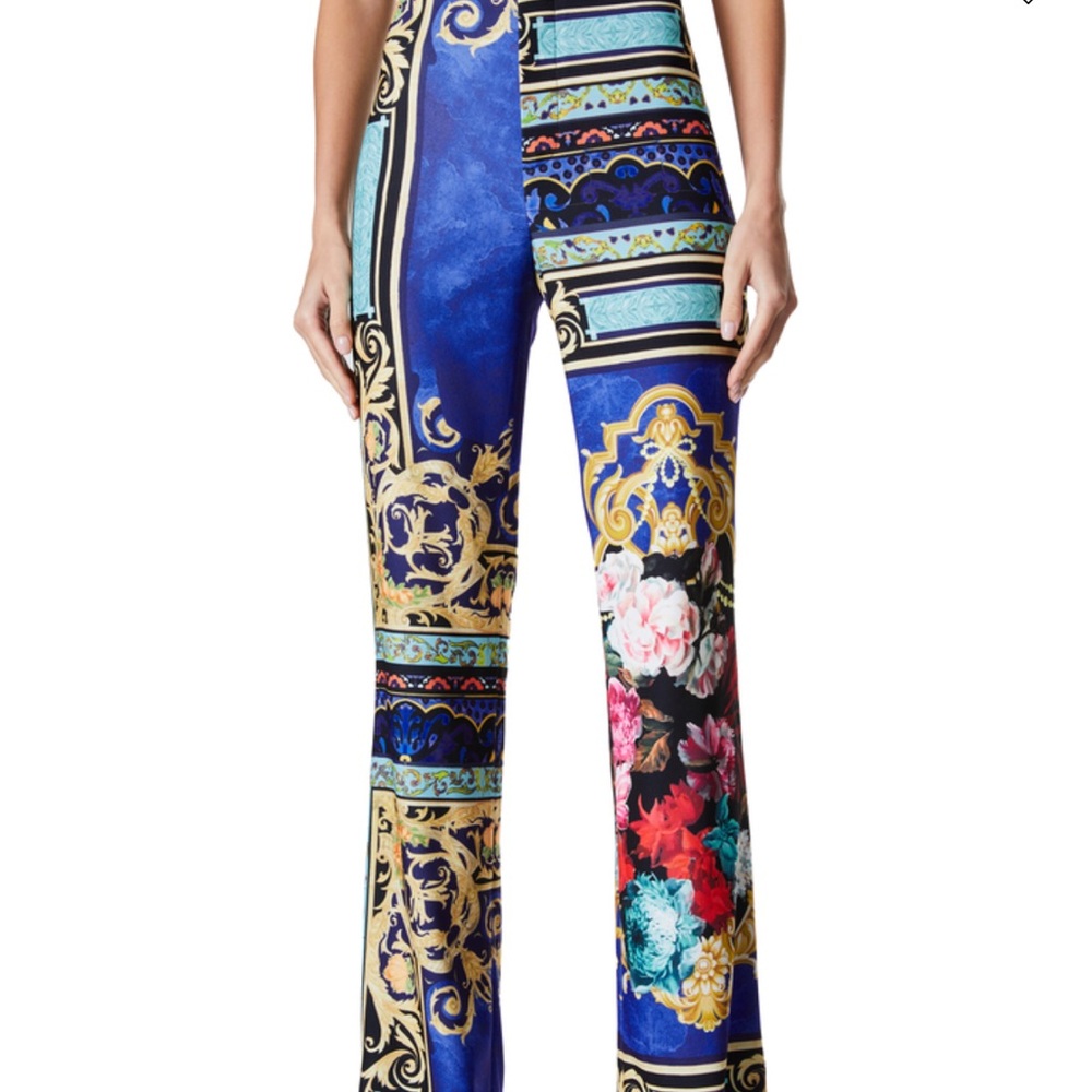 Alice + Olivia Teeny Fit Bootcut Pant